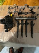 Pompa wtryskiwacze listwa vivaro 1.6 biturbo przewody opel renault