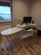 Biale biurko rozkladane nowoczesne funkcjonalne minimalistyczne