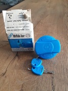 Korek  Blue cap Mercedes daf man