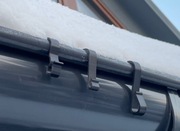 Haczyki do lampek świątecznych na rynnę 30szt