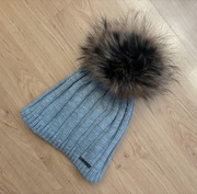 Luksusowa stylowa ciepła czapka z pomponem