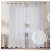 Zestaw 2 sztuk białych firanek o wymiarach 140 x 225 cm na przelotkach