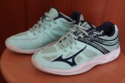 Buty (sneakersy) firmy MIZUNO (Ligthning Star Z5) rozm. 36,5