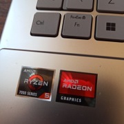 Laptop ASUS 15.6 Ryzen 5 AMD RADEON