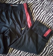 NIKE  BASKETBALL