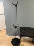 Wieszak stojący na ubrania Ikea