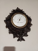 Stary drewniany barometr