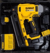 Gwoździarka DeWalt DCN890 18V 