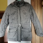 KURTKA- Płaszczyk 152 bardzo ciepła stan idealny