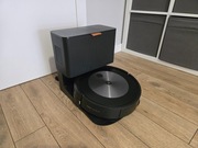 iRobot Roomba j7+ ze stacją czyszczącą Clean Base