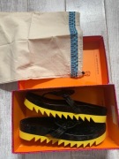 Czarne klapki Tory Burch, rozmiar 10