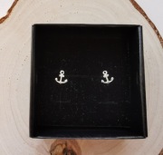 Delikatne srebrne kolczyki marynarskie kotwice 925