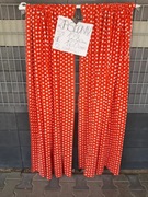 Zasłony okienne, wszyte w taśmę 