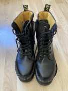 Buty damskie. Rozmiar 37. Stan 10 na 10. Zatozone raz.