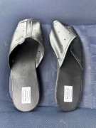 25 x Klapki kapcie laczki