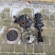 Macpherson prawy przód  do Toyoty Yaris iii lift i Yaris IV 1.5 B