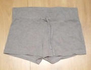 Krótkie spodenki dla dziewczynki H&M 140 cm.