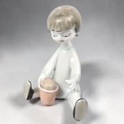 dziecko z wiaderkiem Aurél Káldor art deco Hollóháza Węgry lata 60te