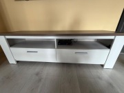 Meble na sprzedaż komoda, szafka RTV, stół i półka wiszącą. Agata Meble. 