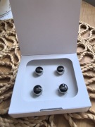 Nakrętki kapturki na wentyle Audi 80A071215