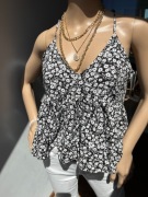 Top na ramiączkach House Czarny w kwiaty, luźny krój 100% Wiskoza Rozmiar M