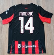 Luka Modric AC Milan koszulka podpis autograf Beckett piłka nożna