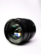 Panasonic LEICA DG NOCTICRON 42.5 mm f/1.2 Asph.