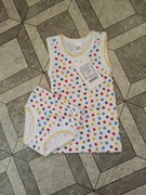 Dwa komplety majtek + T-shirt i 4 figi bawełniane z Ukrainy.