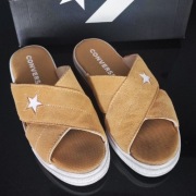 Klapki Converse 38 skóra żółte gruba podeszwa 