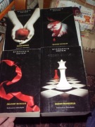 SAGA ZMIERZCH 4 tomy S. Meyer Zaćmienie, Przed świtem, Księżyc w nowiu