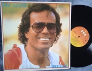 JULIO IGLESIAS Momenti 1982 Italy 1st press EXCELLENT