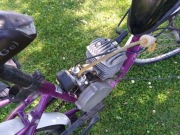 Rower z silnikiem spalinowyn