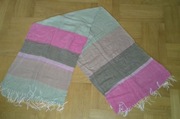 Pastelowa chusta szal 100x185 cienka pasy frędzle