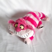 Cheshire Cat Kot Disney Store Alicja w Krainie Czarów pluszak