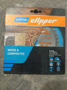 Tarcza CLIPPER NORTON 210 mm drewno