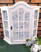 Szafeczka wisząca witryna