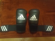 Rękawice bokserskie Adidas Response ADIBT01 8 OZ (czarno-czerwone)