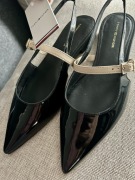 Baleriny z zapięciem Tommy Hilfiger 40