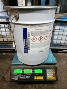 Farba poliuretanowa gruntoemalia Helios malchem zielony , czerwony , żółty 