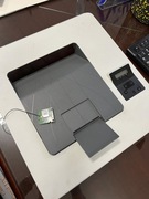 HP Color Laserjet Pro M452nw - pokrywa z anteną i kartą WiFi