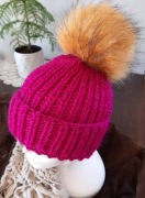 Czapka robiona na drutach