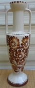Ceramiczny wazon w kształcie amfory z PRL-u