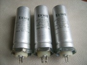 Kondensatory elektrolityczne  2 x 47 mF / 350 V z byłego PRL