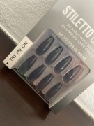 Sztuczne paznokcie tipsy