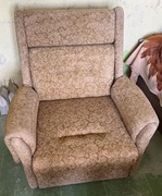 fotel tapicerowany