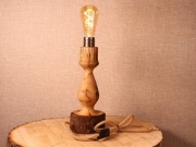 Lampka stołowa nocna rękodzieło toczona z drewna głogu unikatowa