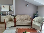 Sofa z dwoma fotelami