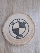 BMW. Podkładka pod kubek. Naturalne drzewo