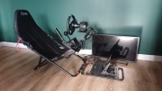 Zestaw simracing Moza + simrig