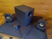 głośniki logitech z subwooferem